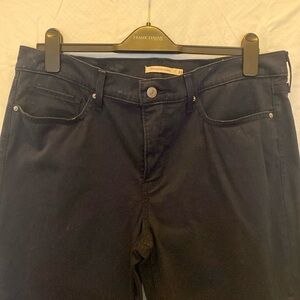 Levi’s skinny stretch mid rise pants